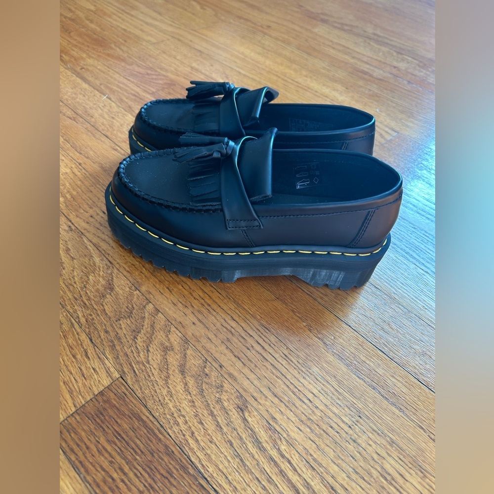 Dr. Martens Black Loafers - Women’s 7 - Picture 2 of 8